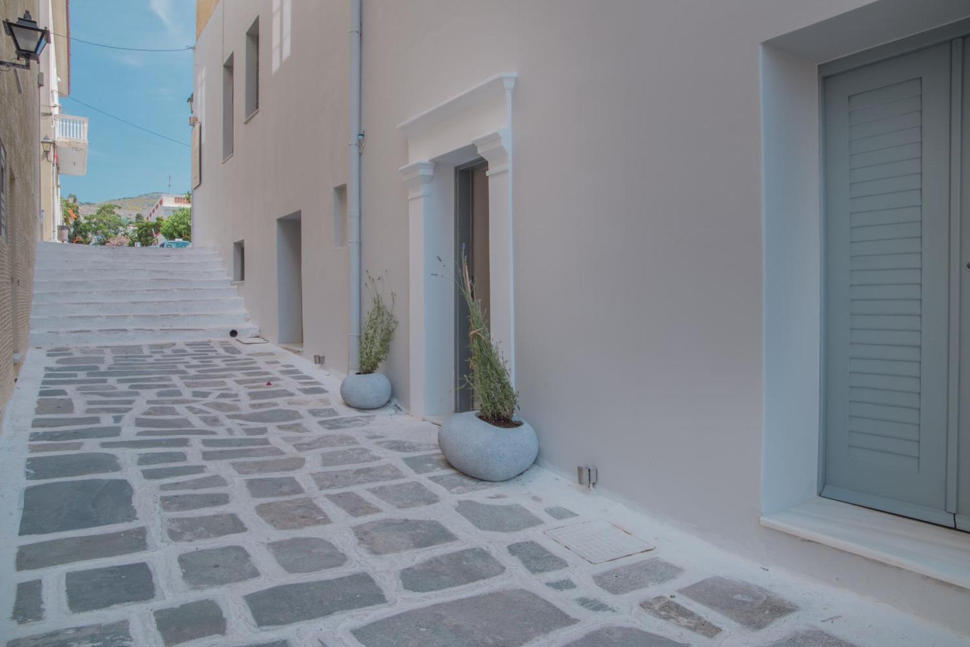 Micra Anglia Boutique Hotel & Spa Ándros Exterior foto